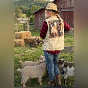HANDMADE / BABY GOATS / Utility vest / PTP-22"